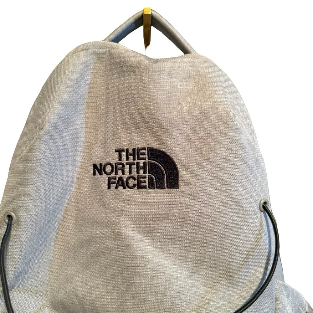 The North Face Jester Standard Full Size Unisex Gray Backpack 18x11
